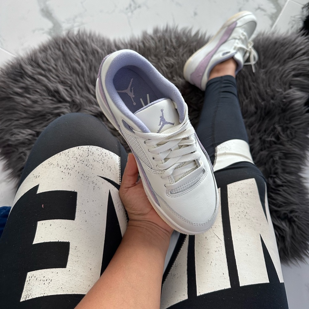 Jordan Women's Athletic Shoes White and Purple